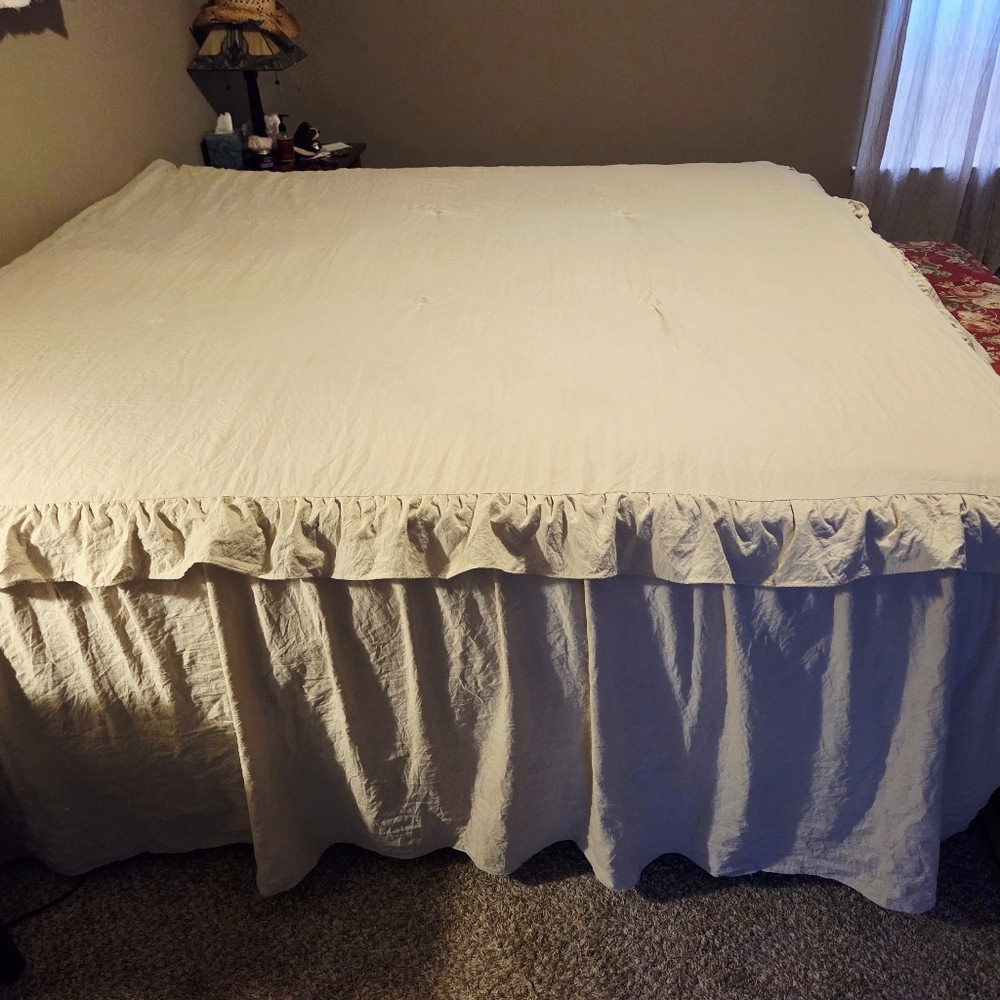 Elegant King Comforter NWOT - Picture 2 of 4